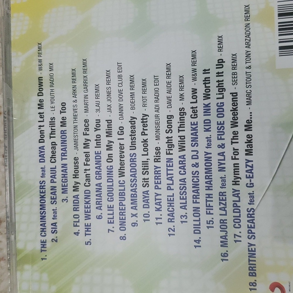 NOW CD 2017 - Picture 2 of 3